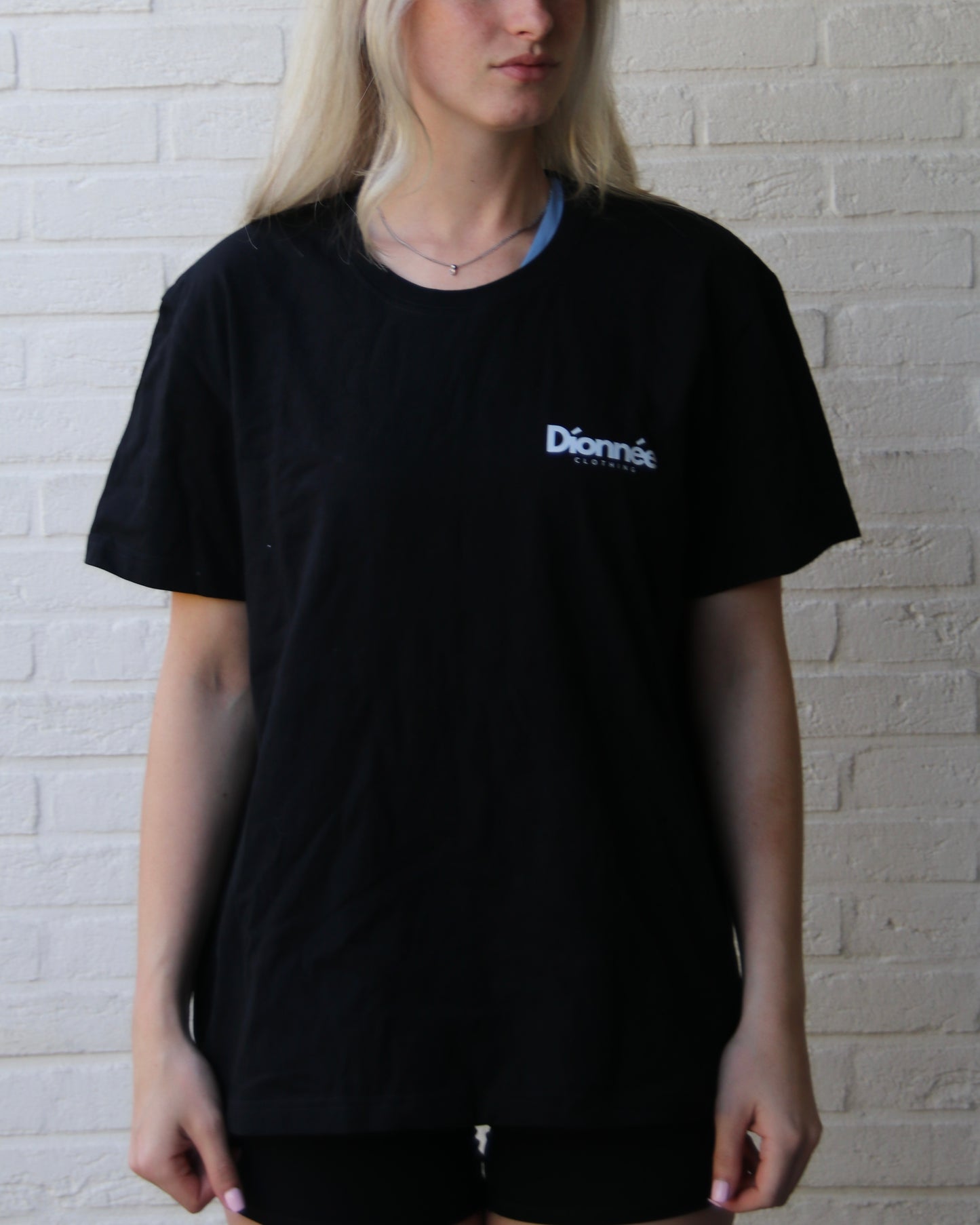 PRE ORDER Basic tee black