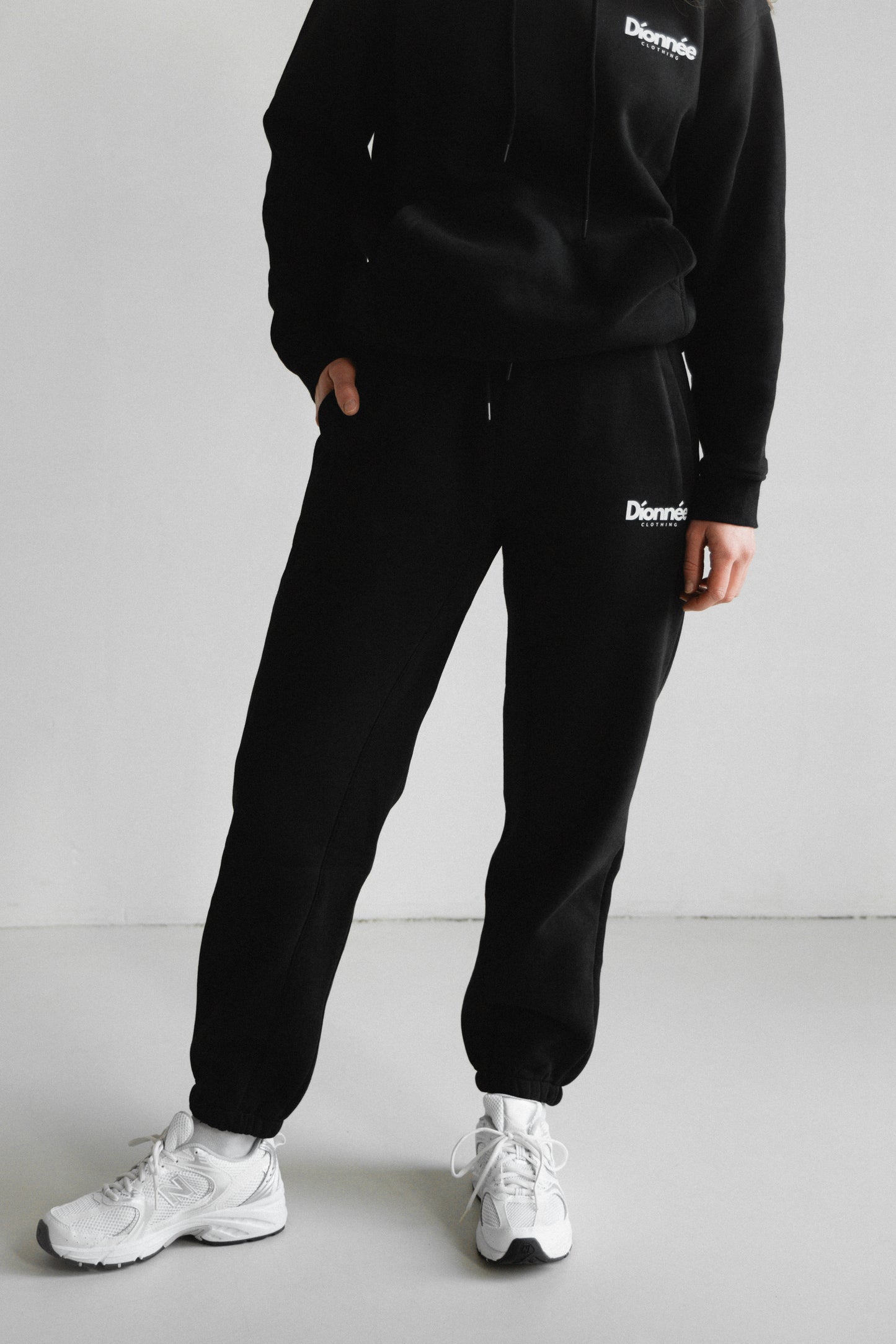 Classic pants black
