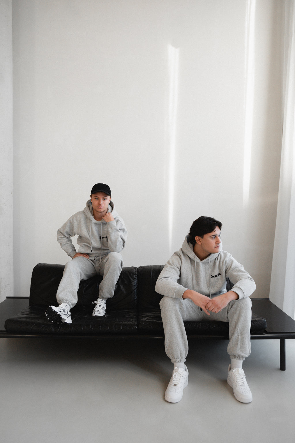 Classic hoodie light gray