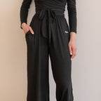 Straight leg pants black